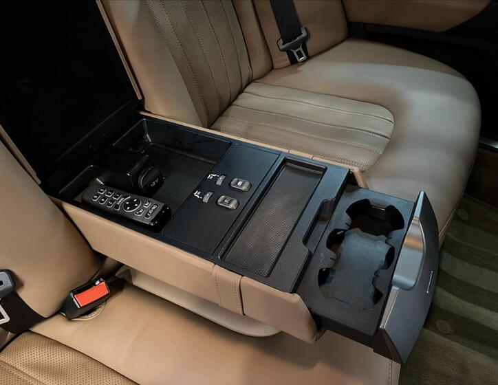 Lancia Thesis 24