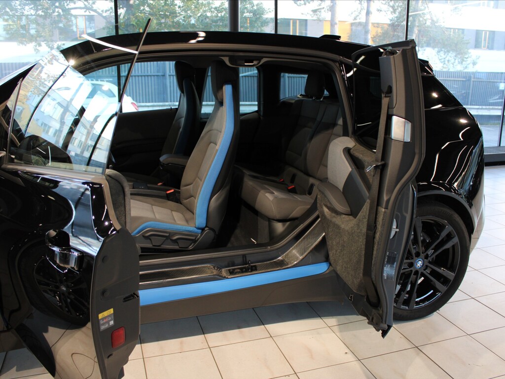 BMW i3 9