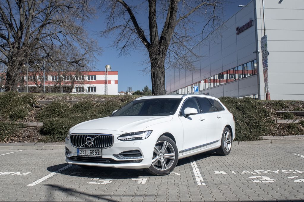 Volvo V90
