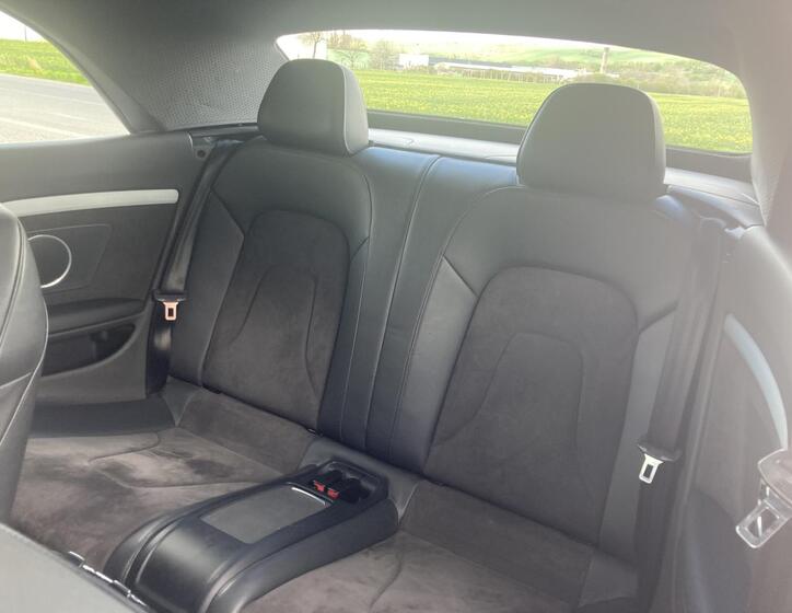 Audi S5 10