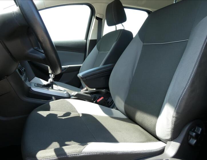 Ford Focus 31