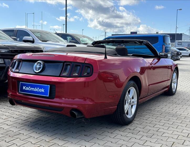 Ford Mustang 5