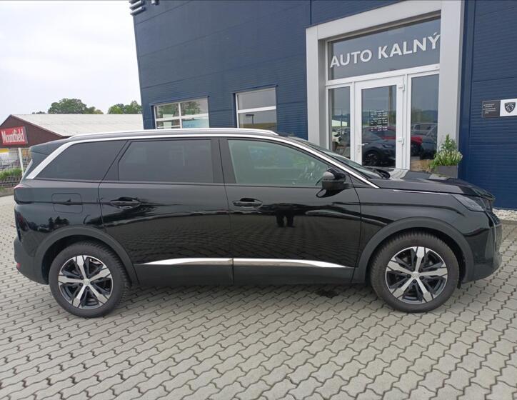 Peugeot 5008 9
