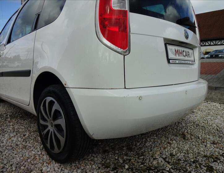 Škoda Roomster 14
