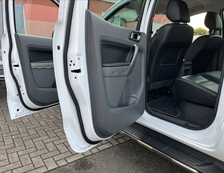 Ford Ranger 44