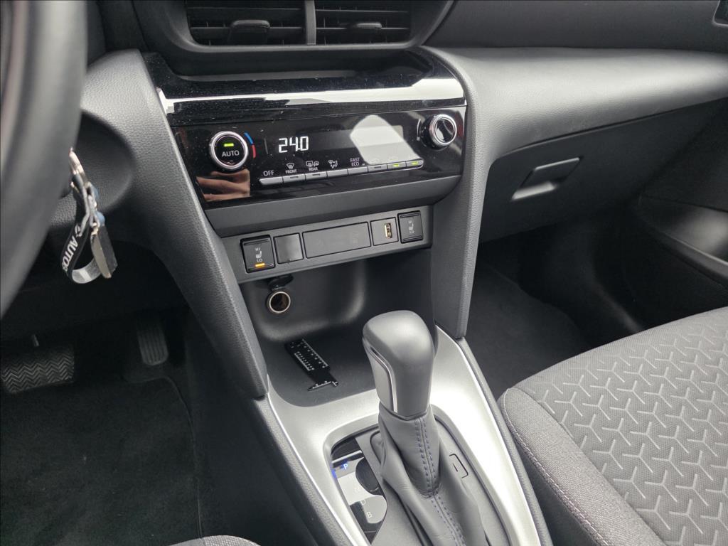 Toyota Yaris 17