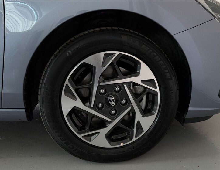 Hyundai i30 20