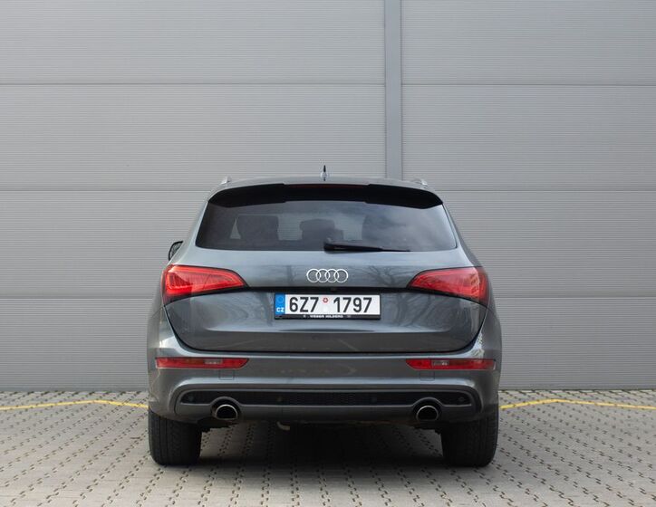 Audi Q5 6