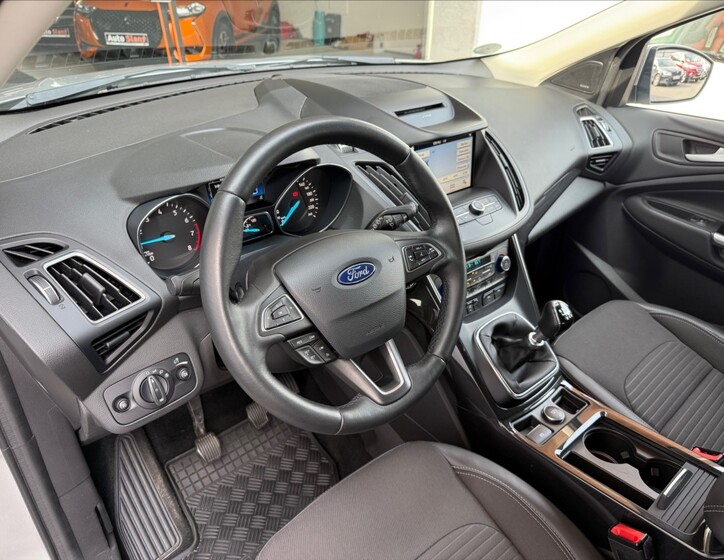 Ford Kuga 10