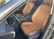 Lexus NX 300h 9