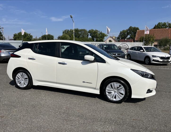 Nissan Leaf 3