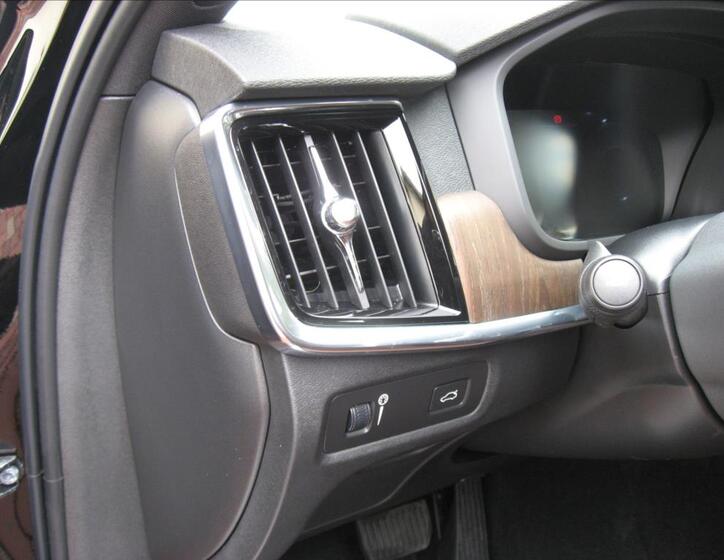 Volvo V90 28