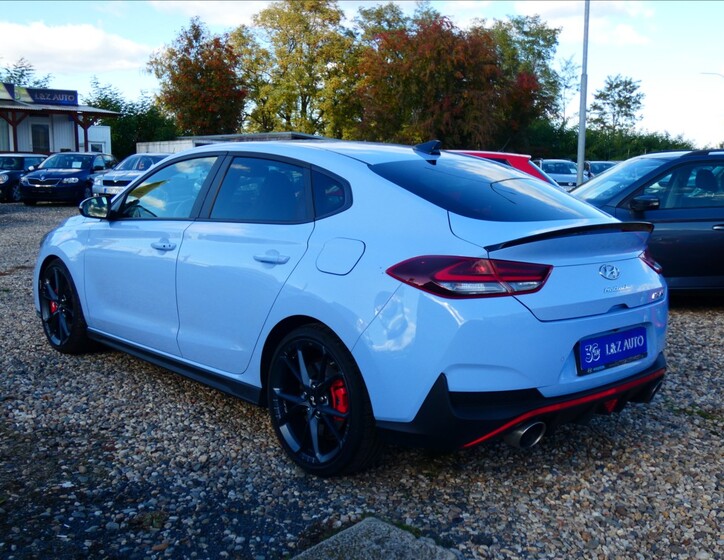Hyundai i30 4