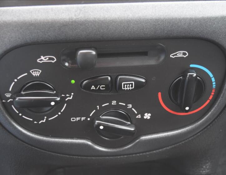 Peugeot 206 40