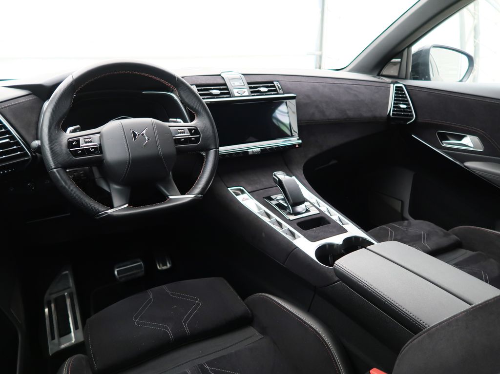 DS Automobiles DS7 Crossback