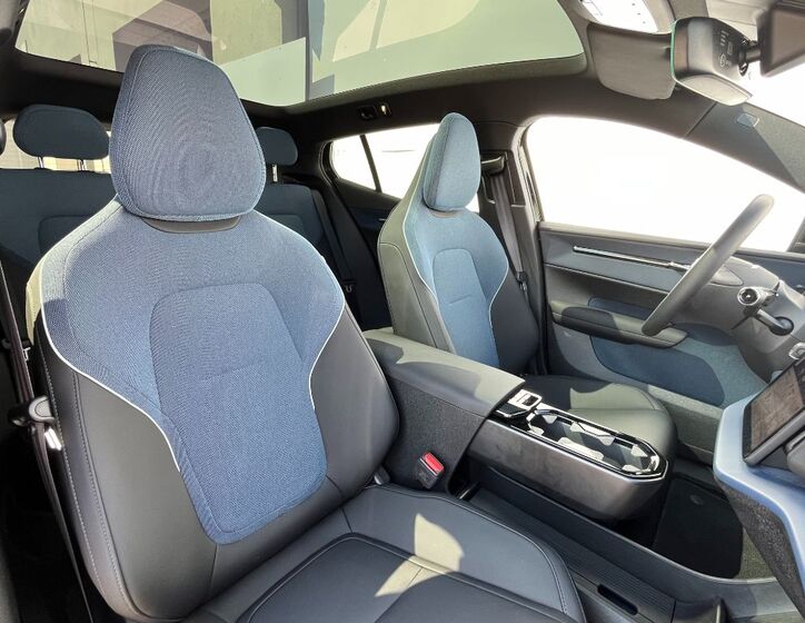 Volvo EX30 10