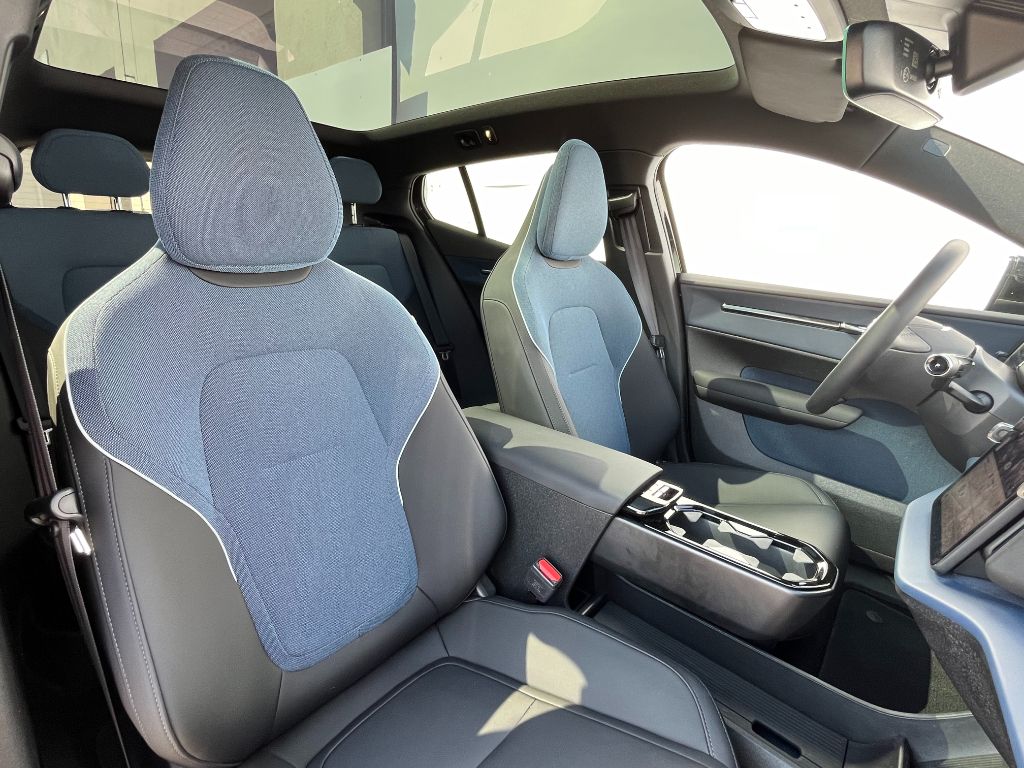 Volvo EX30