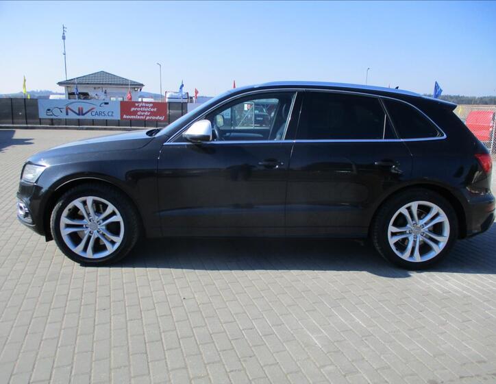 Audi SQ5 2