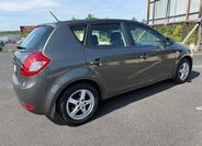 KIA Ceed 4