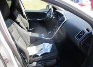 Volvo XC60 13