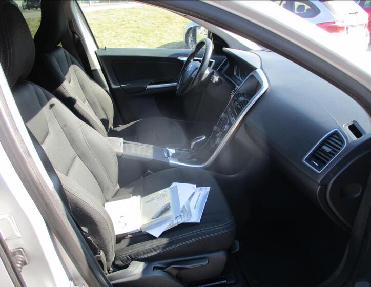 Volvo XC60 13