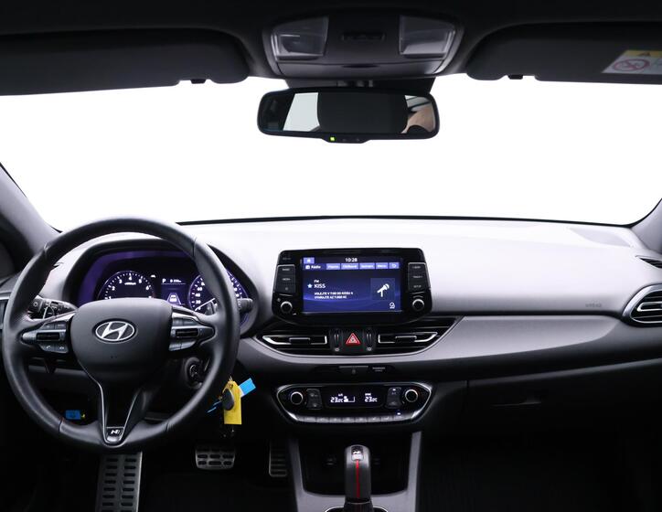 Hyundai i30 27