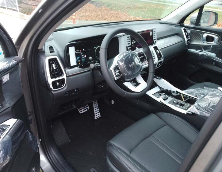 KIA Sorento 6