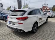 Hyundai i30 4