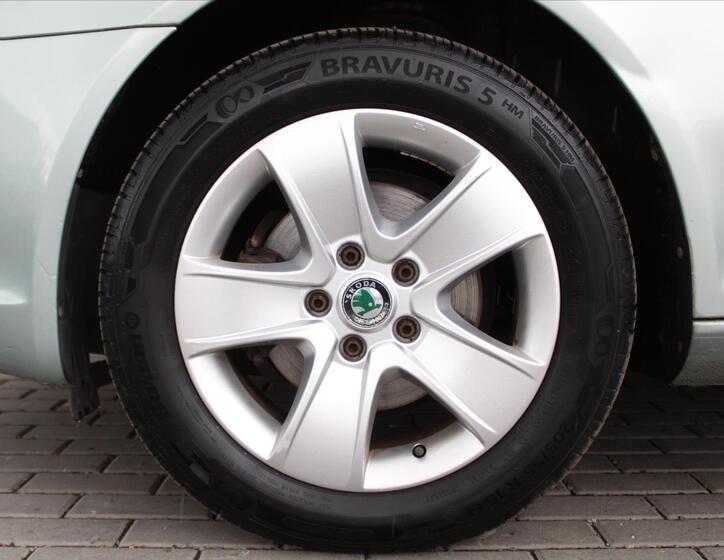 Škoda Octavia 9