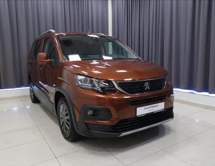 Peugeot Rifter 3