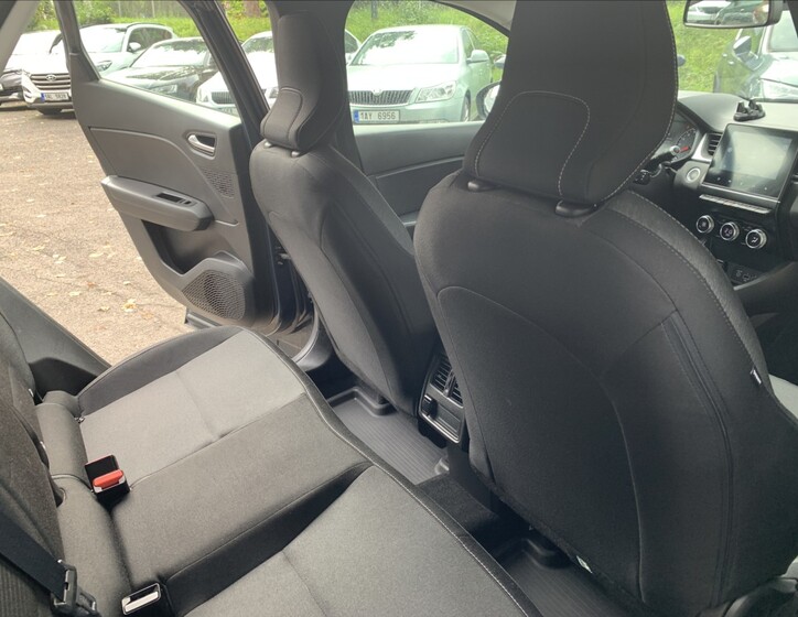 Renault Captur 17