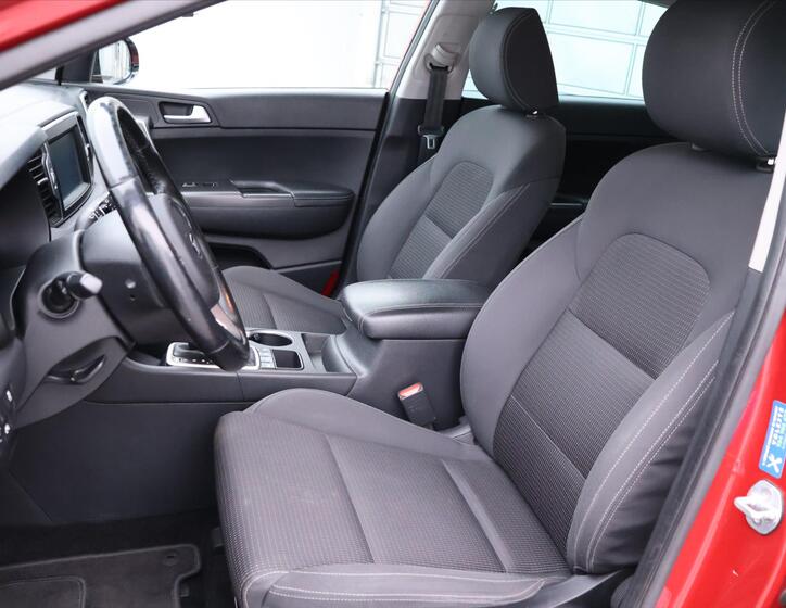 KIA Sportage 12
