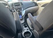 Mitsubishi Grandis 18