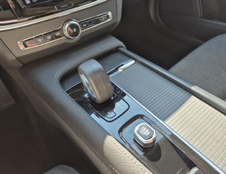 Volvo V90 18