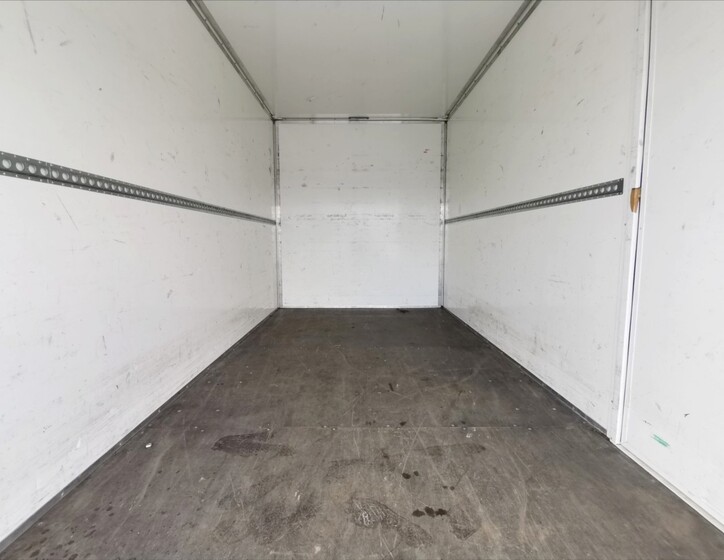 Renault Master 17