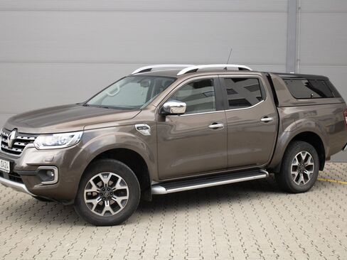 Renault Alaskan