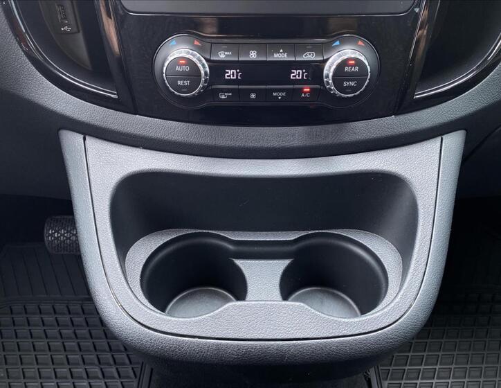 Mercedes-Benz Vito 16