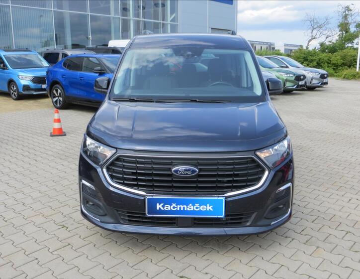 Ford Tourneo Connect 8