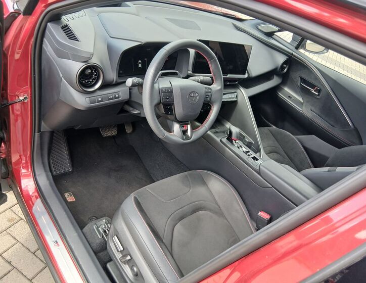 Toyota C-HR 13