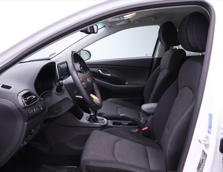 Hyundai i30 10