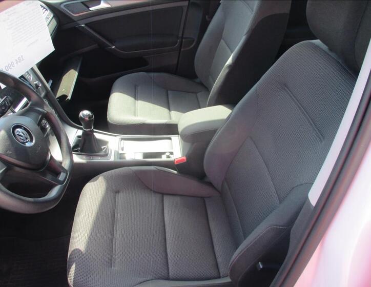 Volkswagen Golf 13