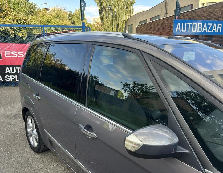 Ford Galaxy 25