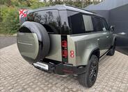 Land Rover Defender 7