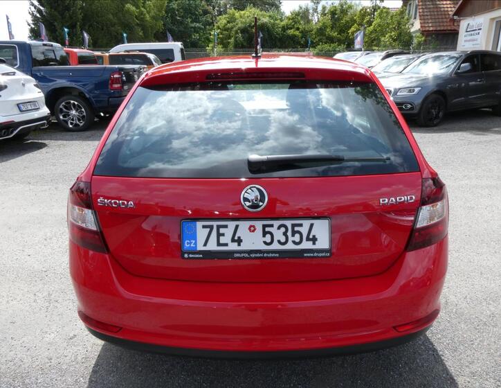 Škoda Rapid 8