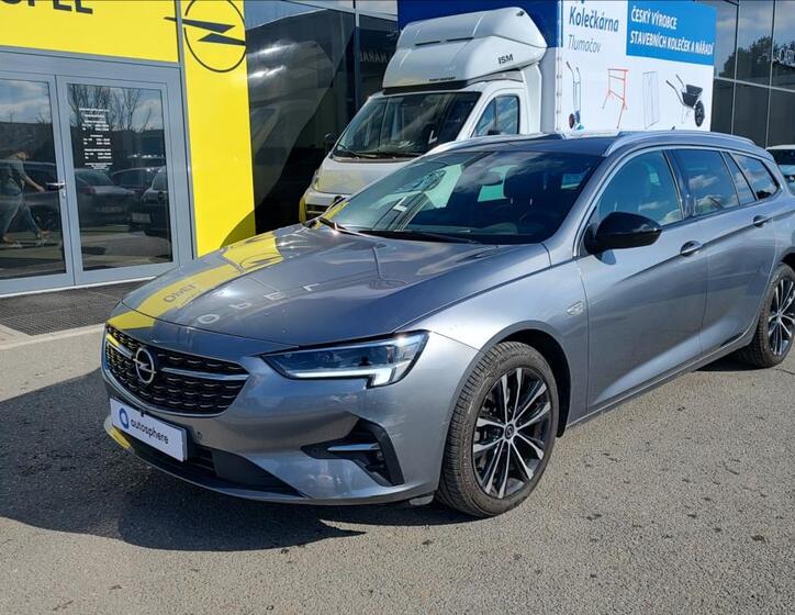 Opel Insignia 1