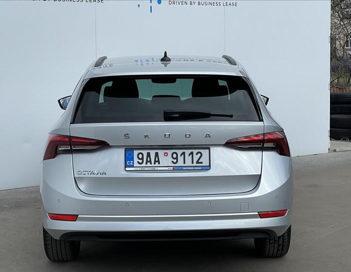 Škoda Octavia 23