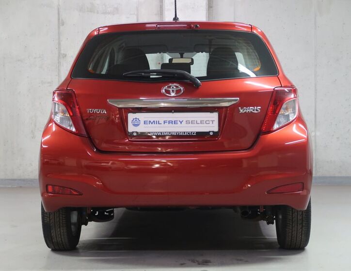Toyota Yaris 6