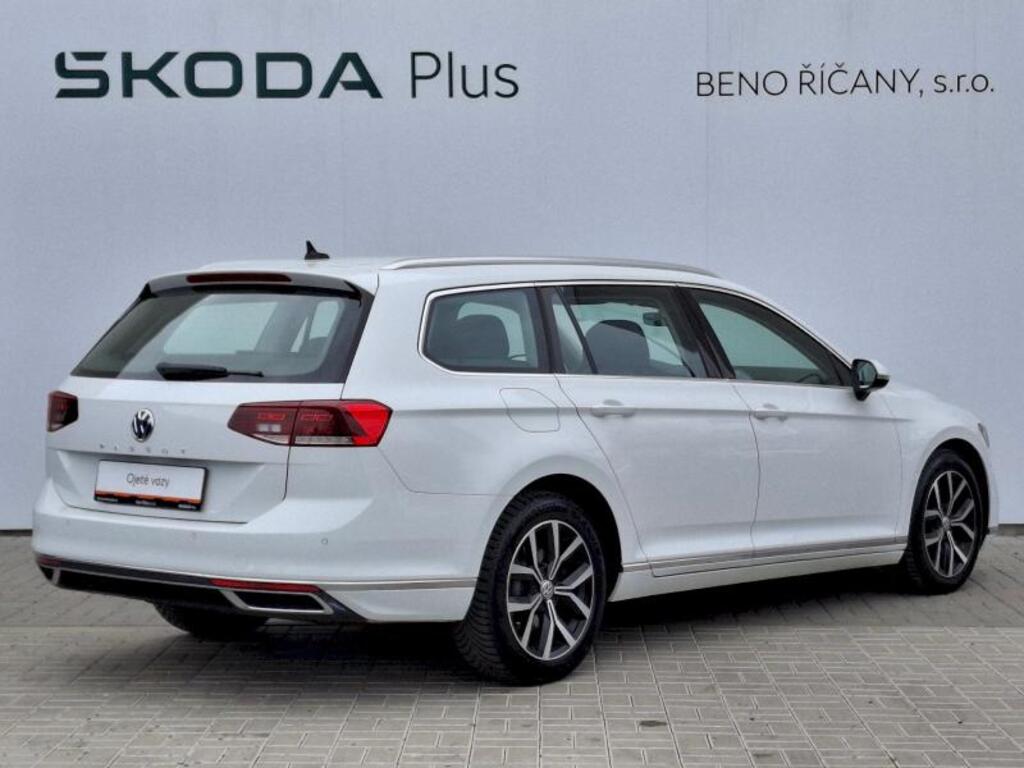 Volkswagen Passat 2