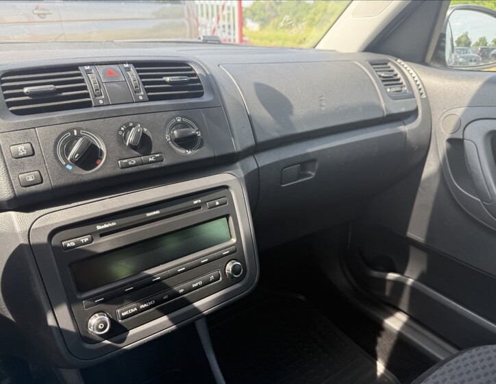 Škoda Roomster 11