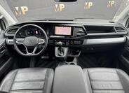 Volkswagen Multivan 21